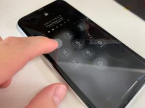 基板修理で電源が入るようになったiPhoneXR