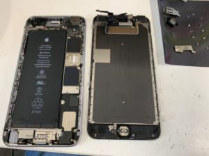 分解して画面パーツ交換修理途中のiPhone6sPlus