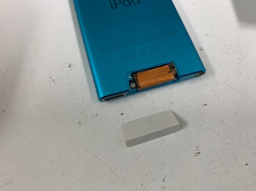 町田のiPod即日修理店]iPod nano第7世代のバッテリーを所要時間40分で 