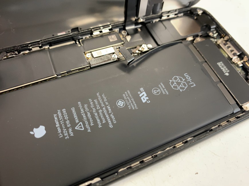 iPhone 7 au 128GB NNCK2J/A バッテリー91%