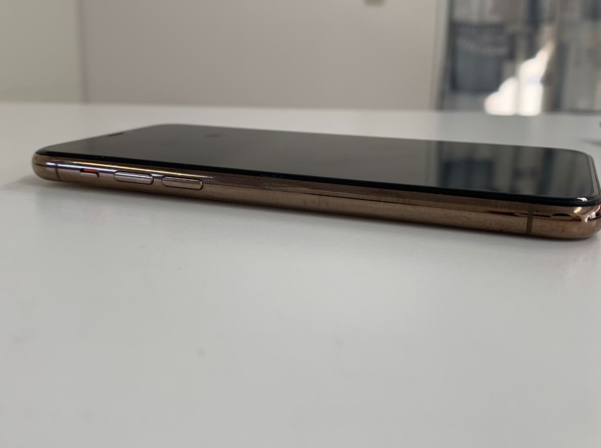 iPhone Xs Gold ※画面浮き有-uwasnet.org