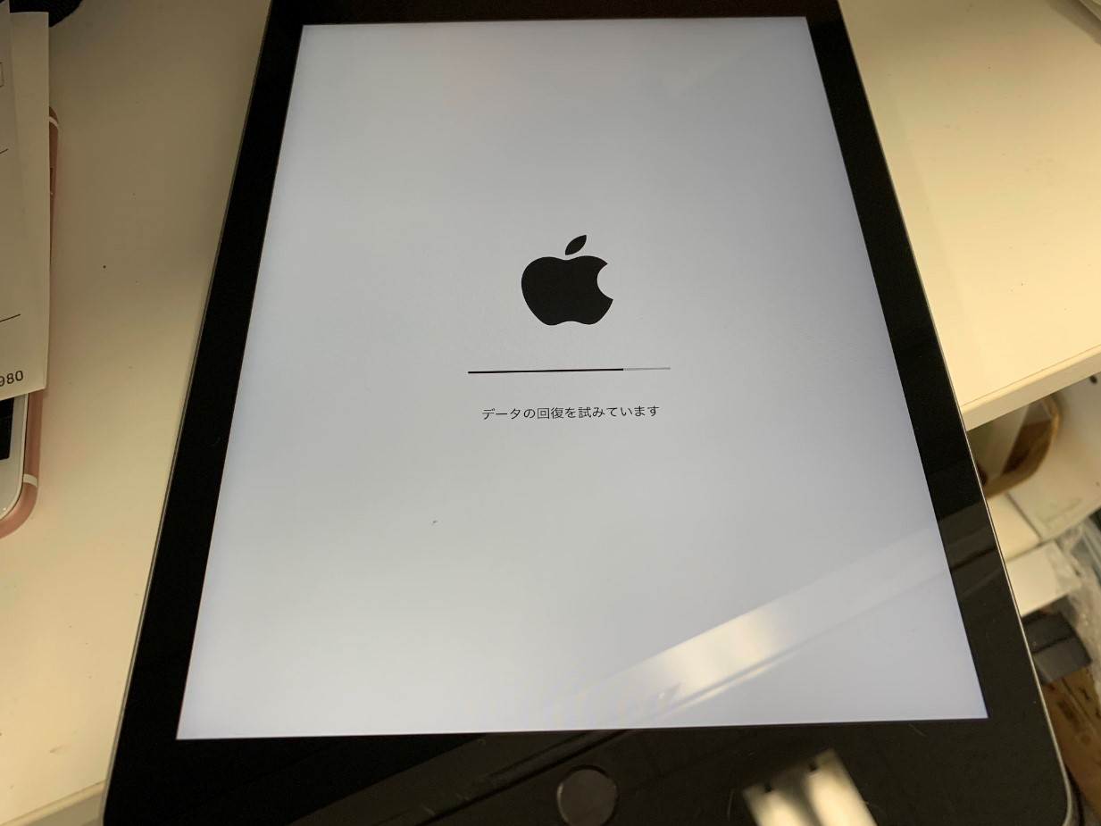 データ復旧途中のiPad第6世代