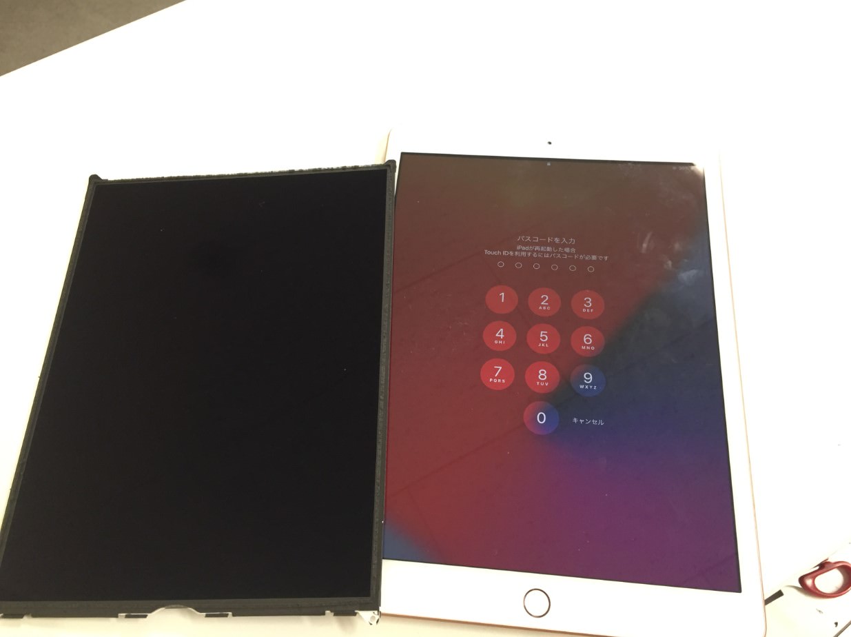 最新品国産iPad 第8世代　液晶無傷 iPad本体