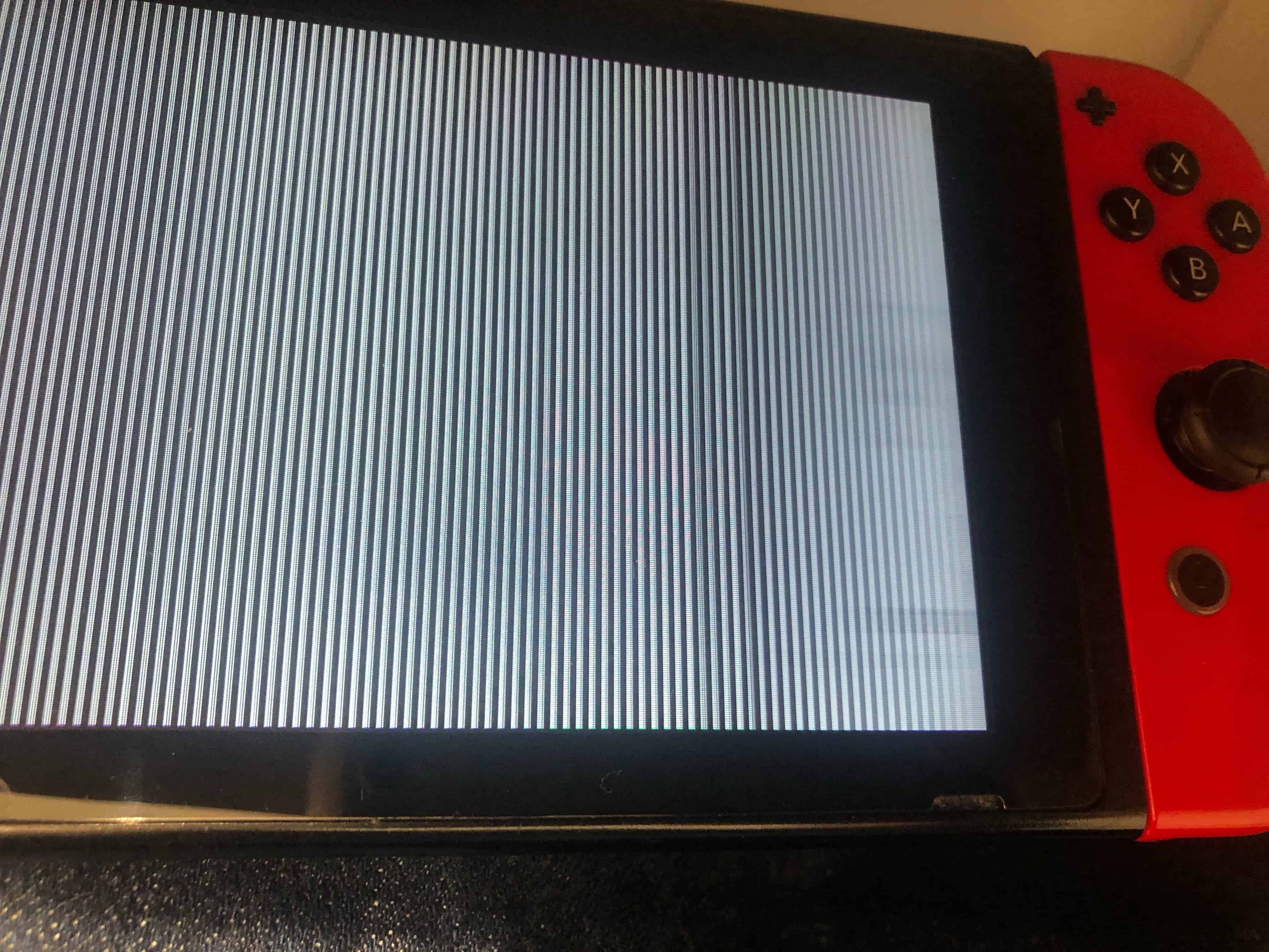 Nintendo Switch 本体（画面に線有）