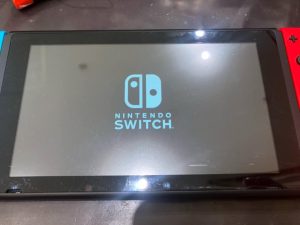 Switchロゴから起動しない