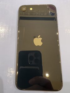 iPhone SE3修理を徹底解説！画面修理代はいくら？壊れた時の対処方法は？