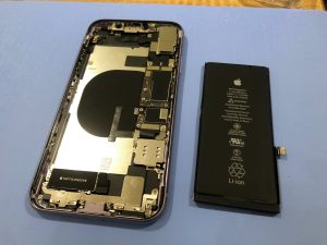 iPhone 11 バッテリー交換