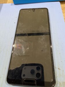 AQUOS R5G 画面修理前