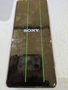 Xperia 5 III画面に緑色線