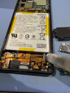 Xperia 5 III分解工程下部a