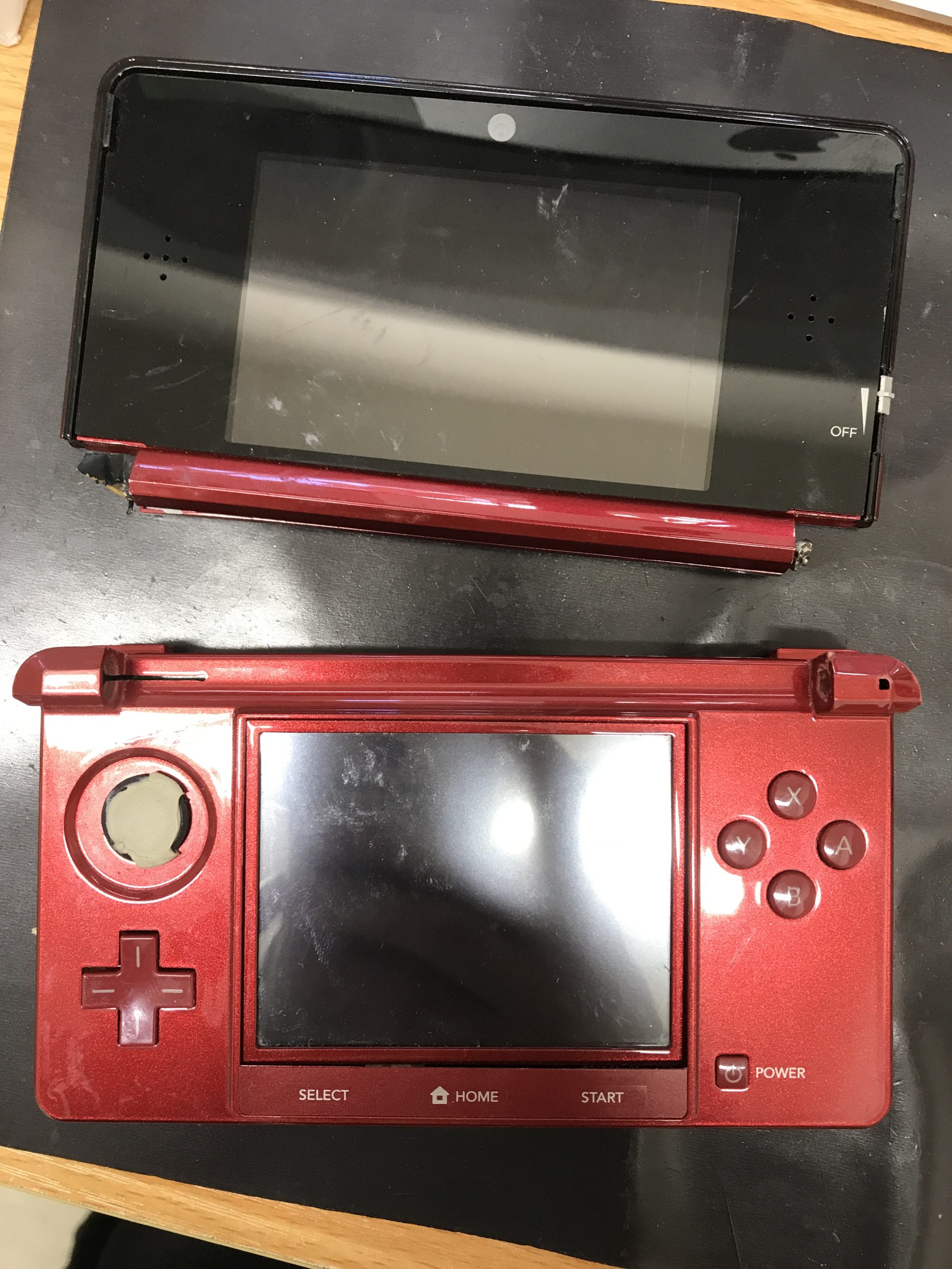 3DS 】 真っ二つに割れていても直ります！ | スマホスピタル埼玉大宮店の修理速報