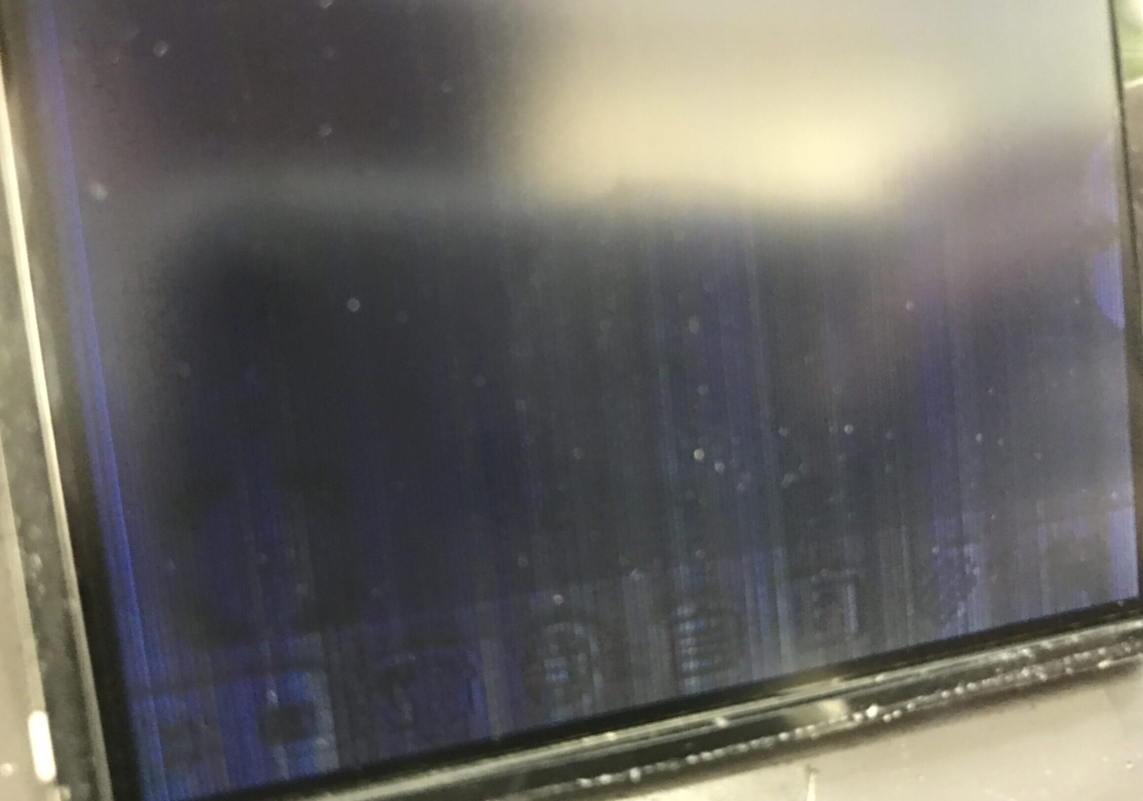 破損部分確認 20250518_020423563_iOS-