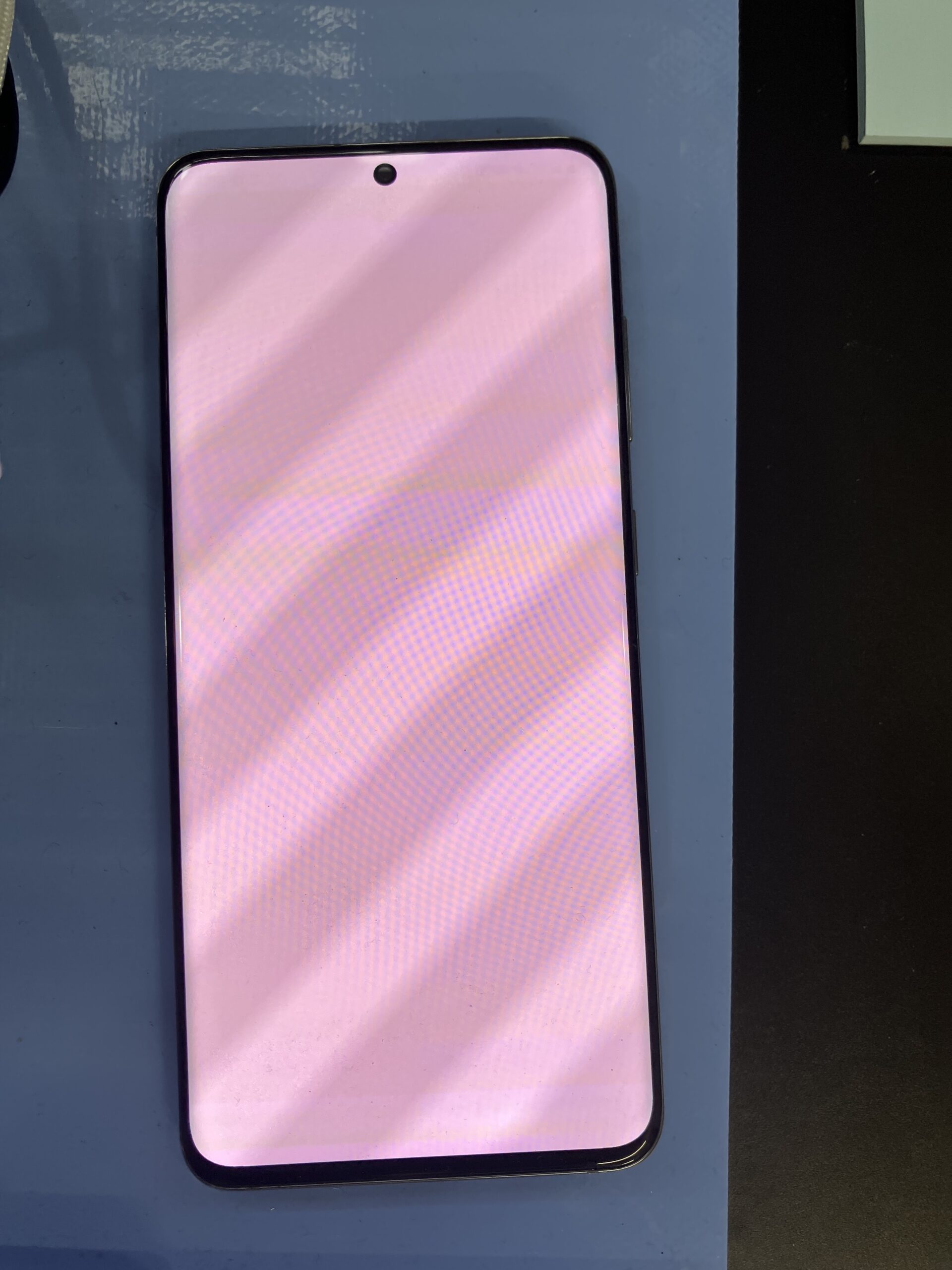 Galaxy A21の画面真っ白（ホワイトアウト）症状を即日修理【スマ