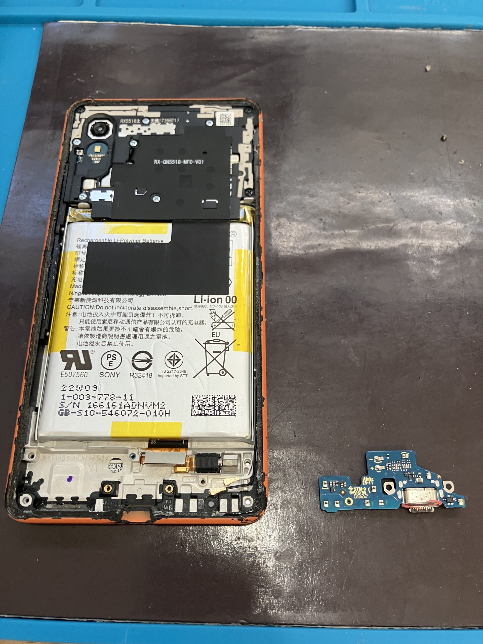 68DB95E5-2DD1-43F4-867A-