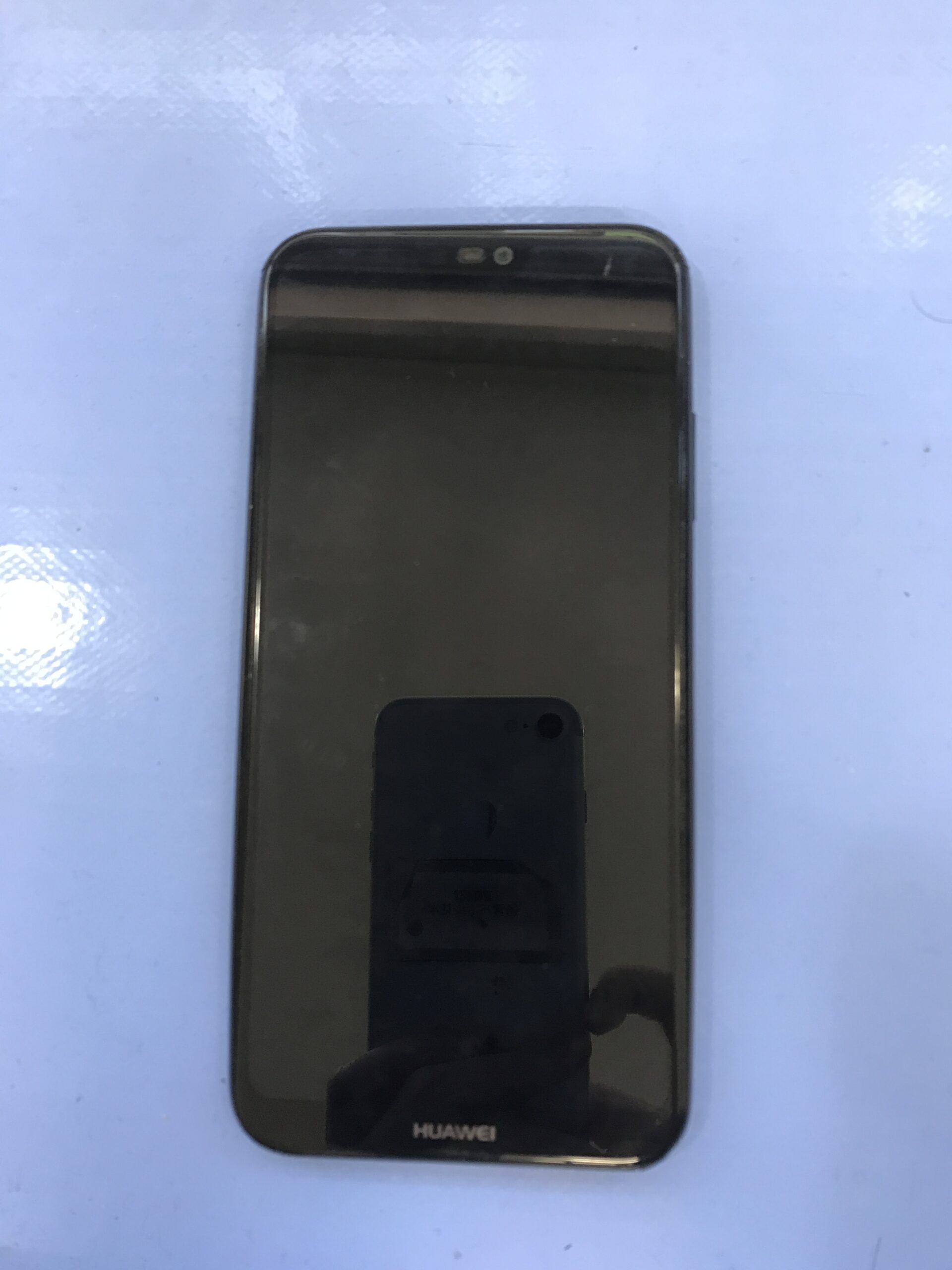 Huawei P20 lite バッテリー交換前の状態