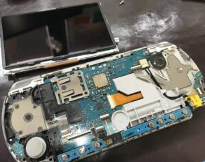 PSP-3000 分解後 液晶を取り外した基板の状態