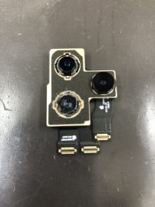 iphone11pro-repair-cameralens-3