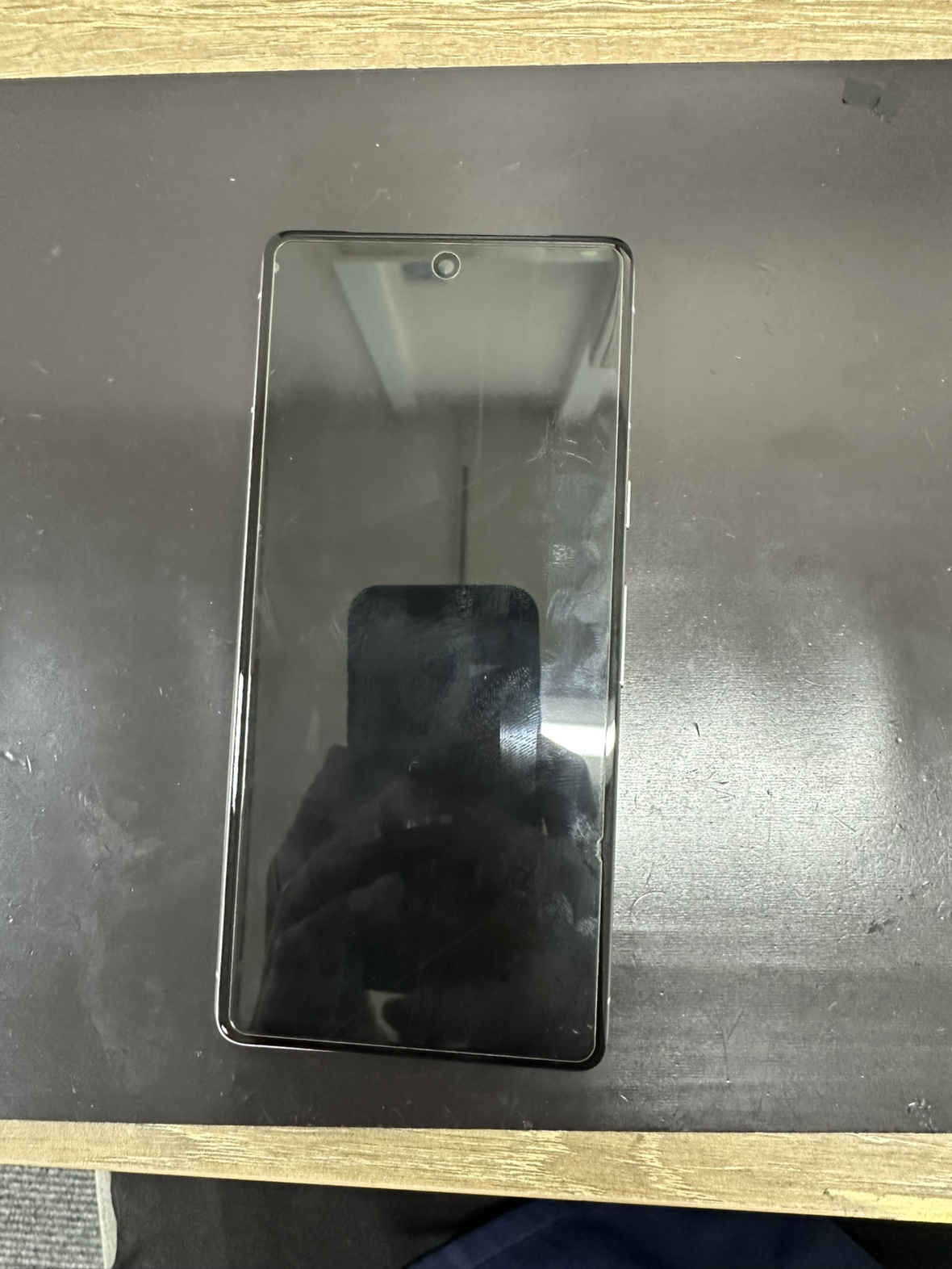 Google pixel7 128GB SIMフリー 画面浮き Google pixel7 128GB SIMフリー 画面浮き 画面の浮き』 Google Google