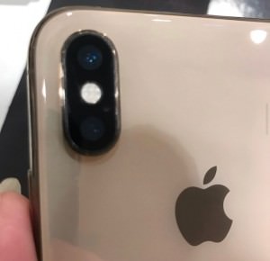 iPhoneXカメラレンズ修理後