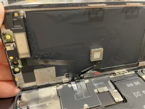 iPhone11水没3