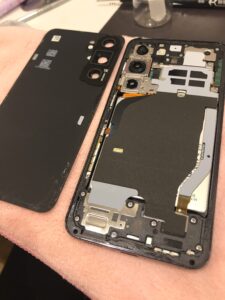 GalaxyS23修理中