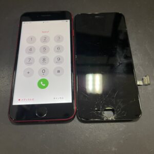 iPhone　画面割れ