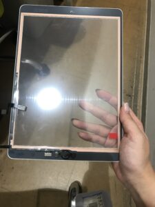 iPad第7世代修理中