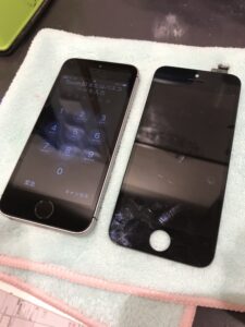 iPhoneSEの修理後