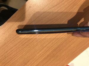 バッテリー膨張をしたP30lite