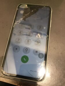 iPhoneXR修理前