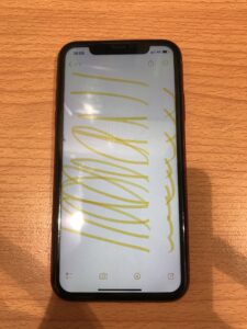 画面交換前のタッチ不良のiPhone11