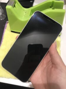 iPhone13の修理前