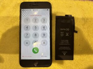 藤阪より、修理後のiPhone7の状態