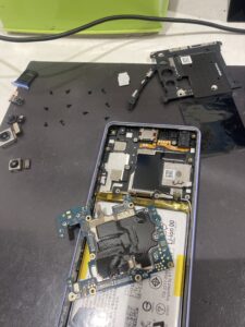 Xperia10Ⅴの修理中