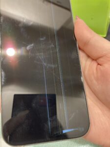 iPhone15Proの修理前
