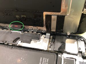 枚方、iPhone、水没