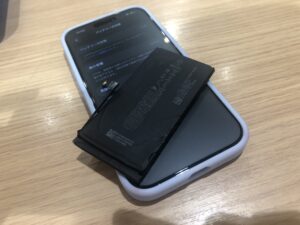 枚方、iPhone、バッテリー