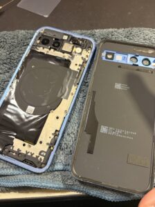 Pixel8aの修理中
