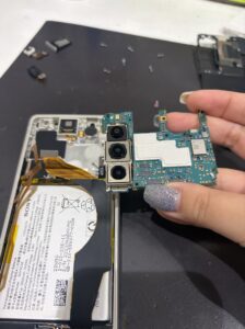 Xperia5Ⅳの修理中