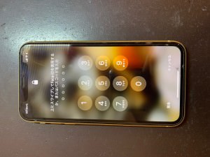iphonrXRガラス割れ