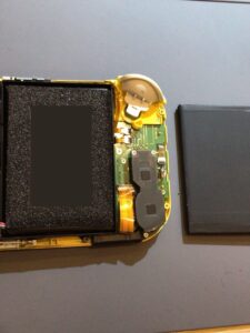 SwitchLite バッテリー膨張 原因、危険性【門真市三ツ島】