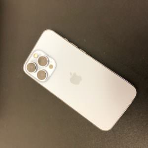 iPhone13