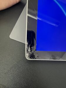 Surface Pro 7+】画面端が割れてタッチ操作ができない！