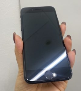 iPhone8画面交換後