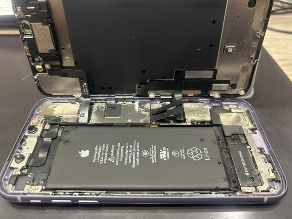 iPhone11水没修理