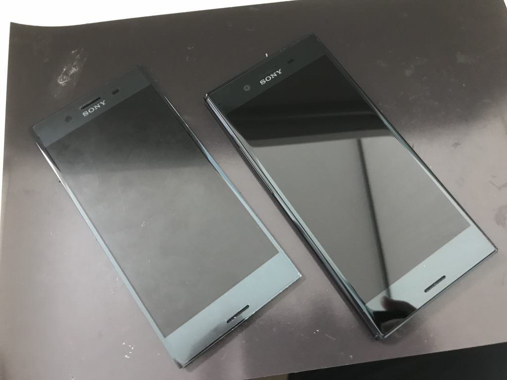 Xperia XZ premium 液晶真っ暗