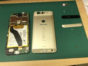 nexus6P　背面パネルカバー　分解