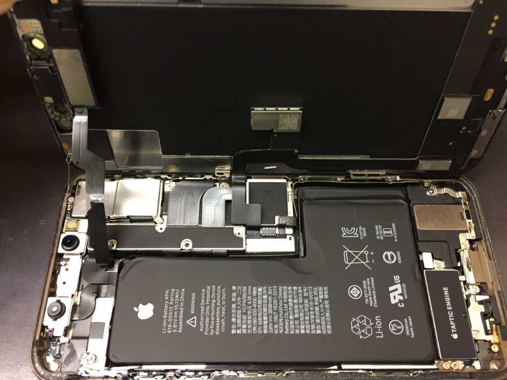 iPhone Xs 画面表示不良