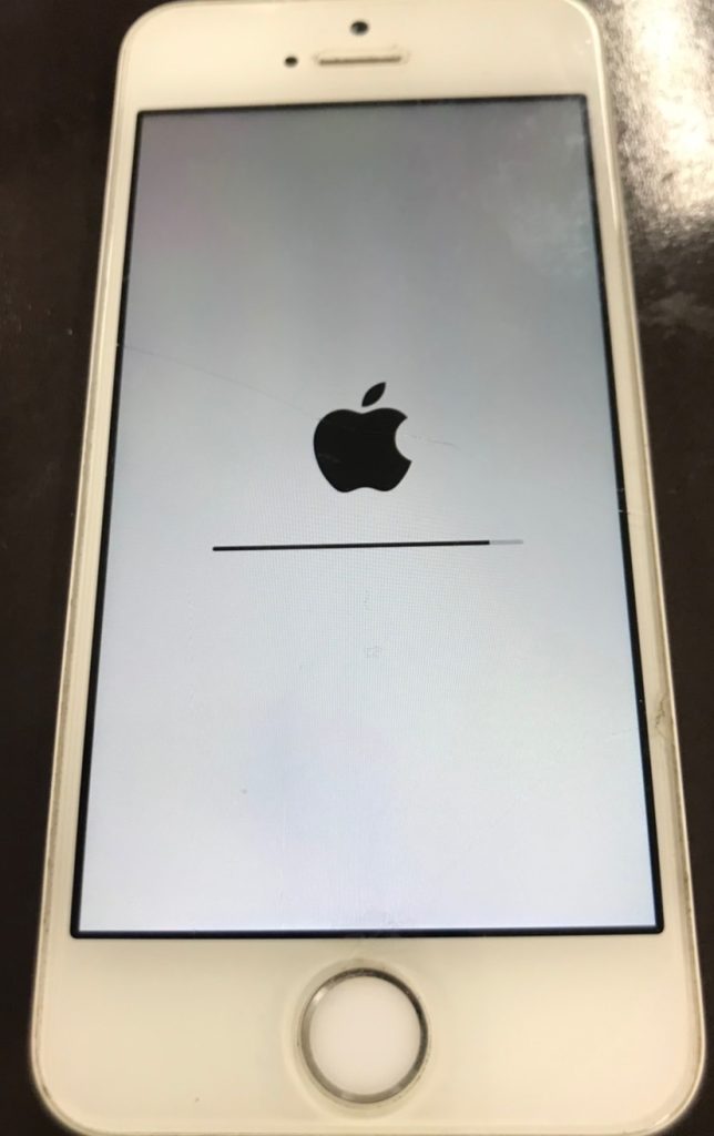 iPhone7リンゴループ