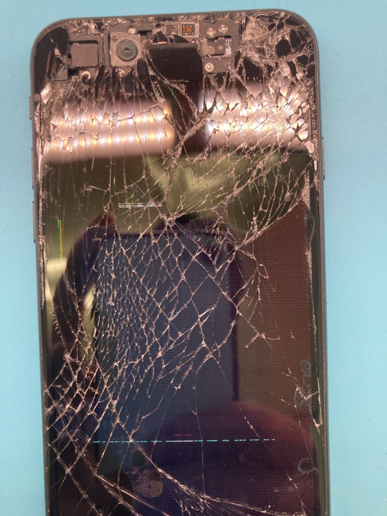iPhone 7 画面破損